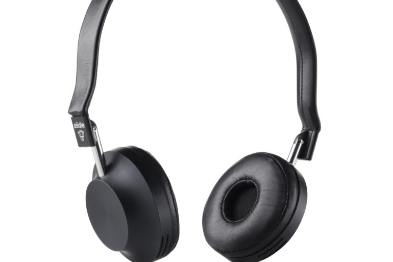 P VK1Black1 HR - Aëdle, Le luxe à la Française pour vos oreilles