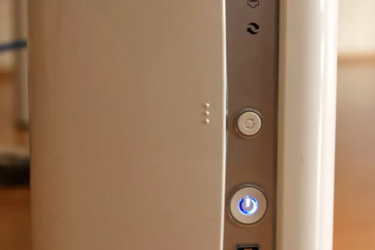 Theucs N2520 Poweron - Prise en main du NAS Thecus N2520