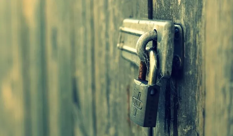 cadenas - Les sites sécurisés (https) seront mieux positionnés sur Google