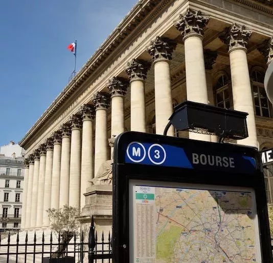 palais brongniart bourse de paris - Interview Synology France