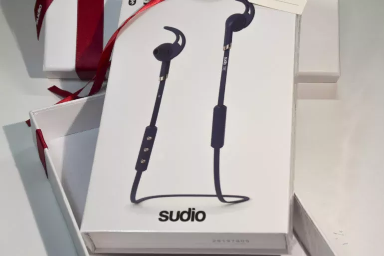 Sudio Tre cadeaux - Écouteurs Sudio Tre : du son et un design