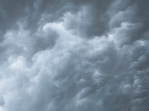 nuage tourmente 300x225 - Google (encore) dans la tourmente