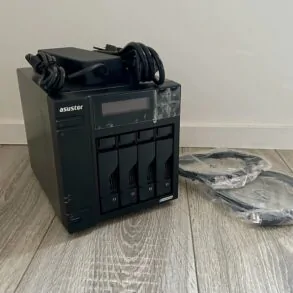 ASUSTOR AS6704T v2 - ASUSTOR AS6704T v2 : test complet du Lockerstor 4 Gen2+