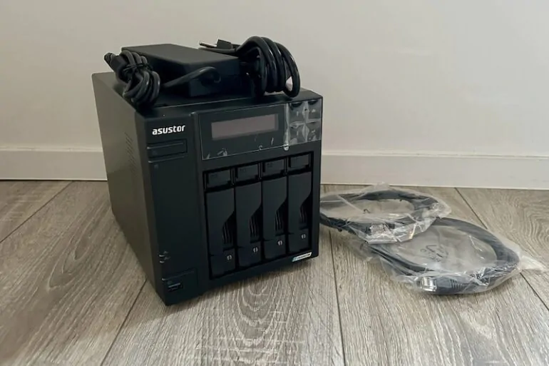 ASUSTOR AS6704T v2 - ASUSTOR AS6704T v2 : test complet du Lockerstor 4 Gen2+