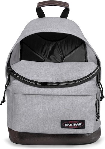 Eastpak Wyoming - Mes accessoires indispensables pour voyager léger (sac, batterie, chargeurs…)