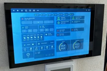 shelly display xl 0 e1774727820832 - Présentation du Shelly Wall Display XL