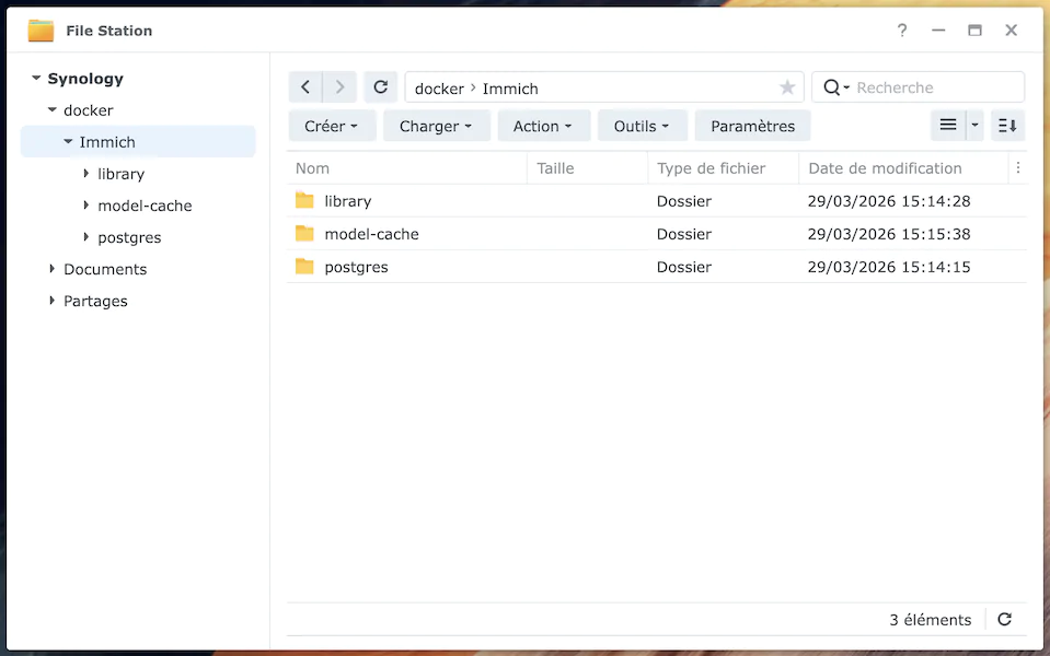 file station dossiers immich - Installer Immich sur un NAS Synology (Guide complet 2026)